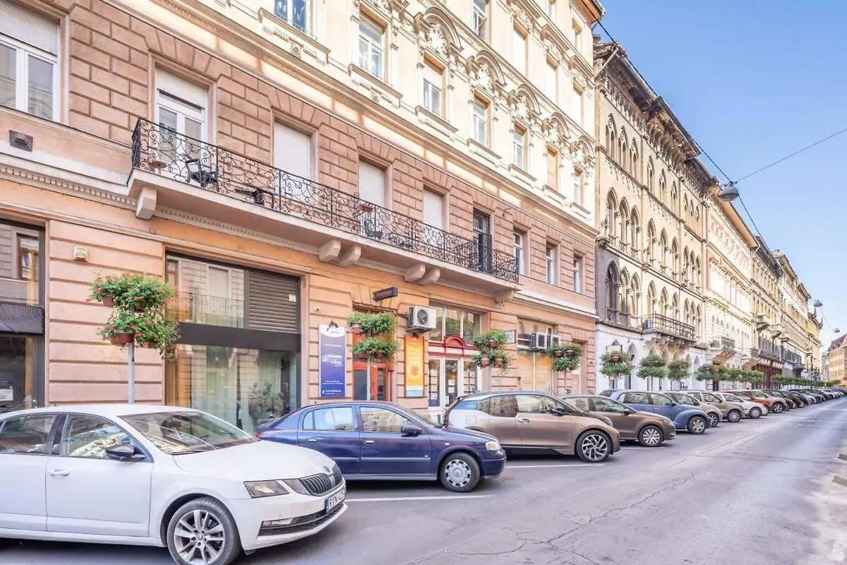 Central - Large And Comfy Apartment Βουδαπέστη Ουγγαρία