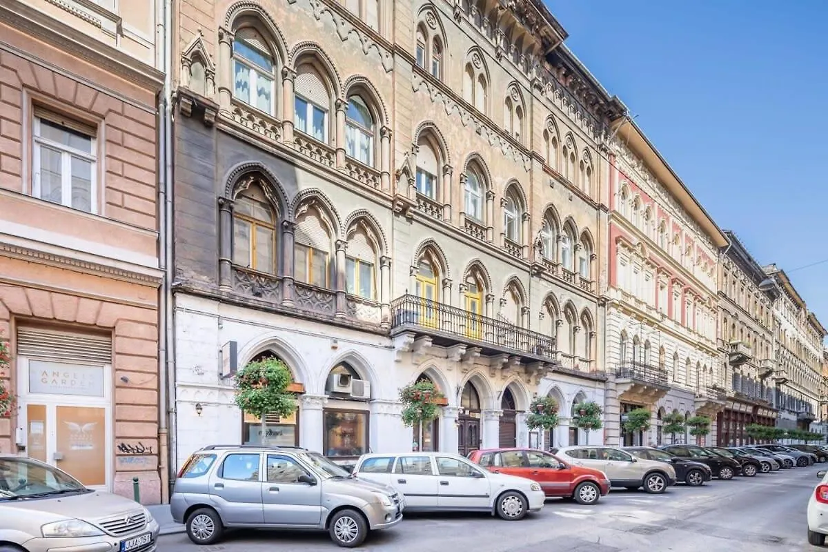 Central - Large And Comfy Apartment Budapest