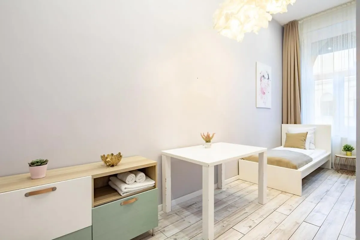 Central - Large And Comfy Apartment Budapest